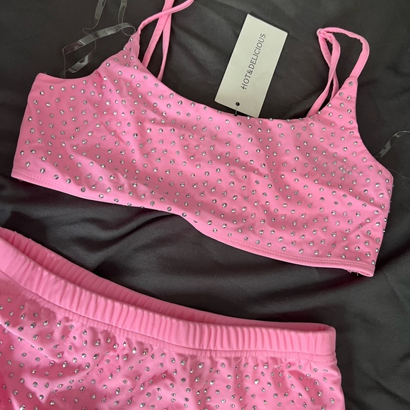 NEW! Rave wonderland love struck 2 pc set - Picture 5 of 5